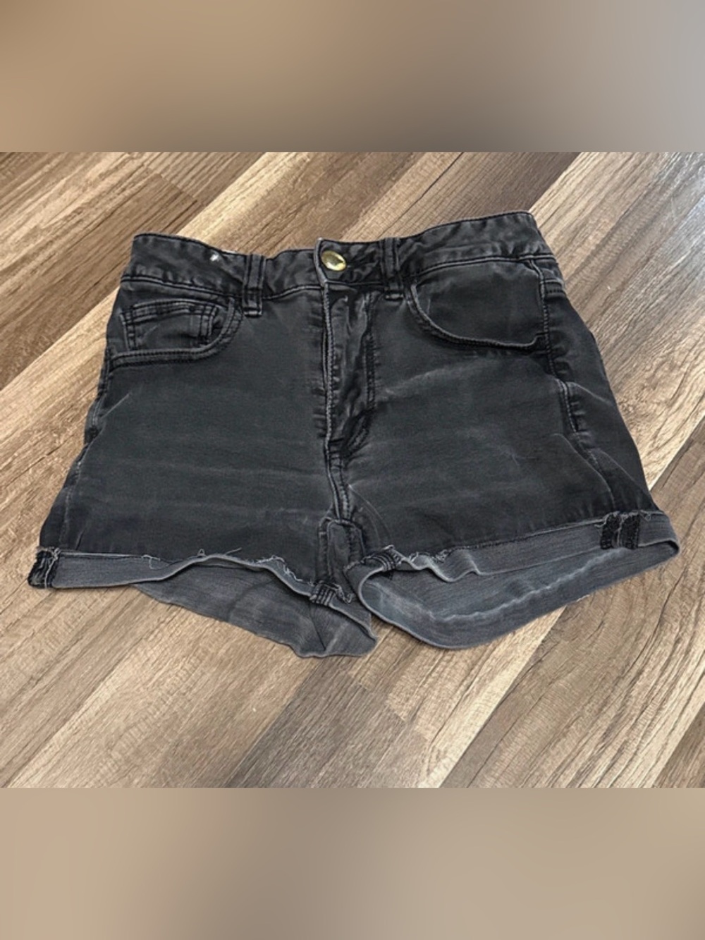 American Eagle women’s super stretch hi-rise shortie size 2
